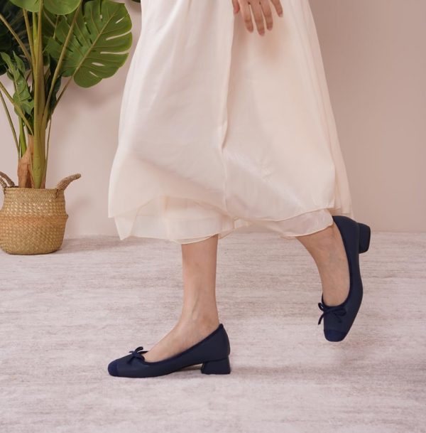 Women's Pump | Square Toe Low Block Heels | Closed Toe Chunky Heels | Leather Low Heel Pumps | Dress Wedding Shoes